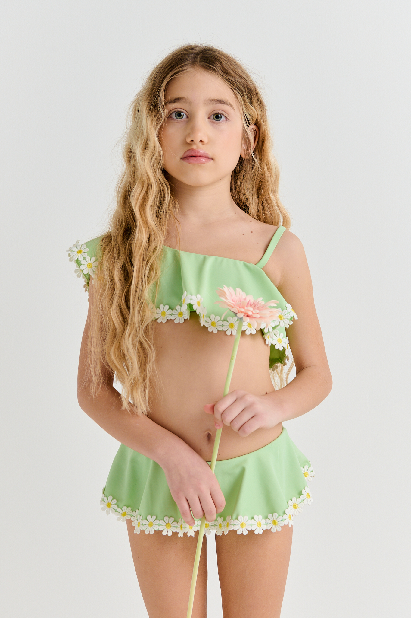 NUNUKIDS2618765